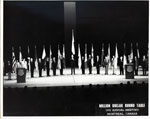 Ο κ. Νικόλαος Μάστακας εκπροσωπώντας την Ελλάδα στο Μόντρεαλ του Καναδά σαν μέλος του Million Dollar Round Table το 1972